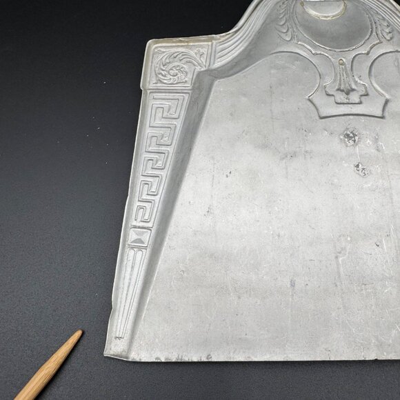 Antique Aluminum Silent Butler Crumb Catcher Tray with Scraper Vintage - Picture 13 of 16